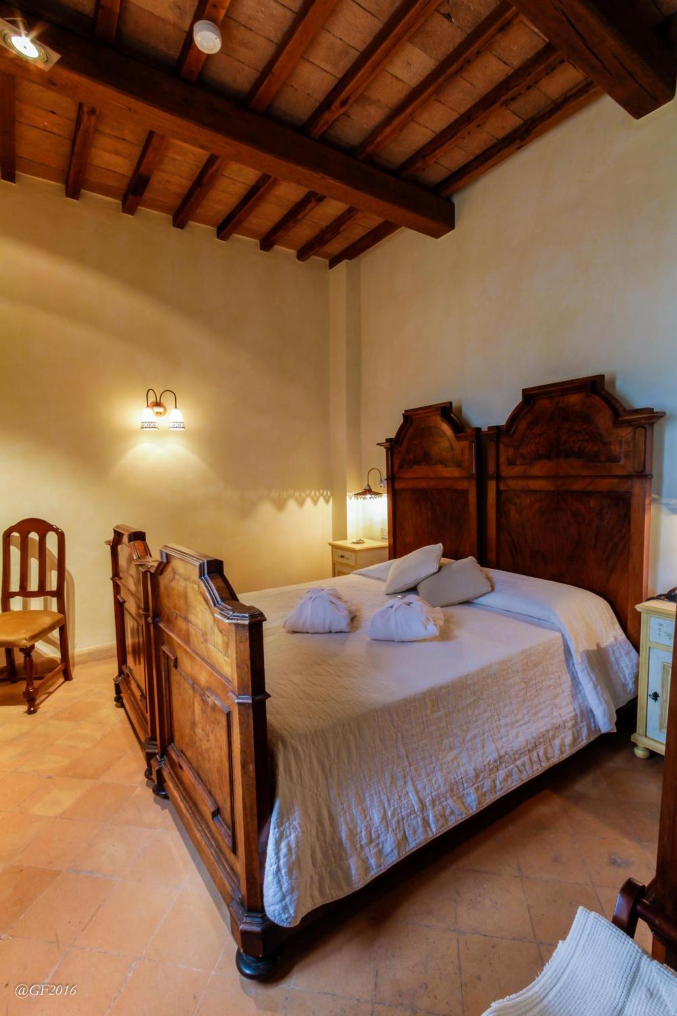 San Pietro Sopra Le Acque Resort & Spa Massa Martana Værelse billede