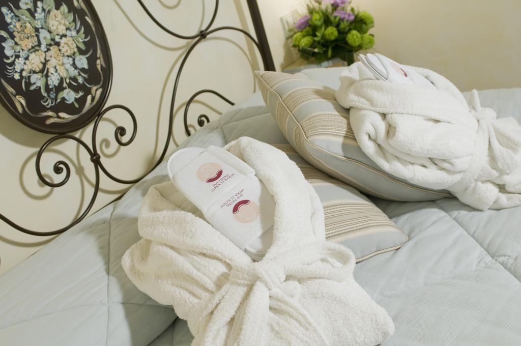 San Pietro Sopra Le Acque Resort & Spa Massa Martana Eksteriør billede