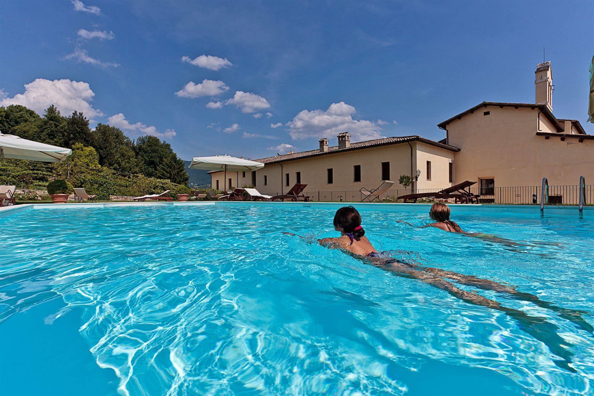 San Pietro Sopra Le Acque Resort & Spa Massa Martana Eksteriør billede